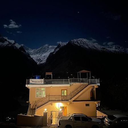 Отель Hunza Lounge Karimabad  Экстерьер фото